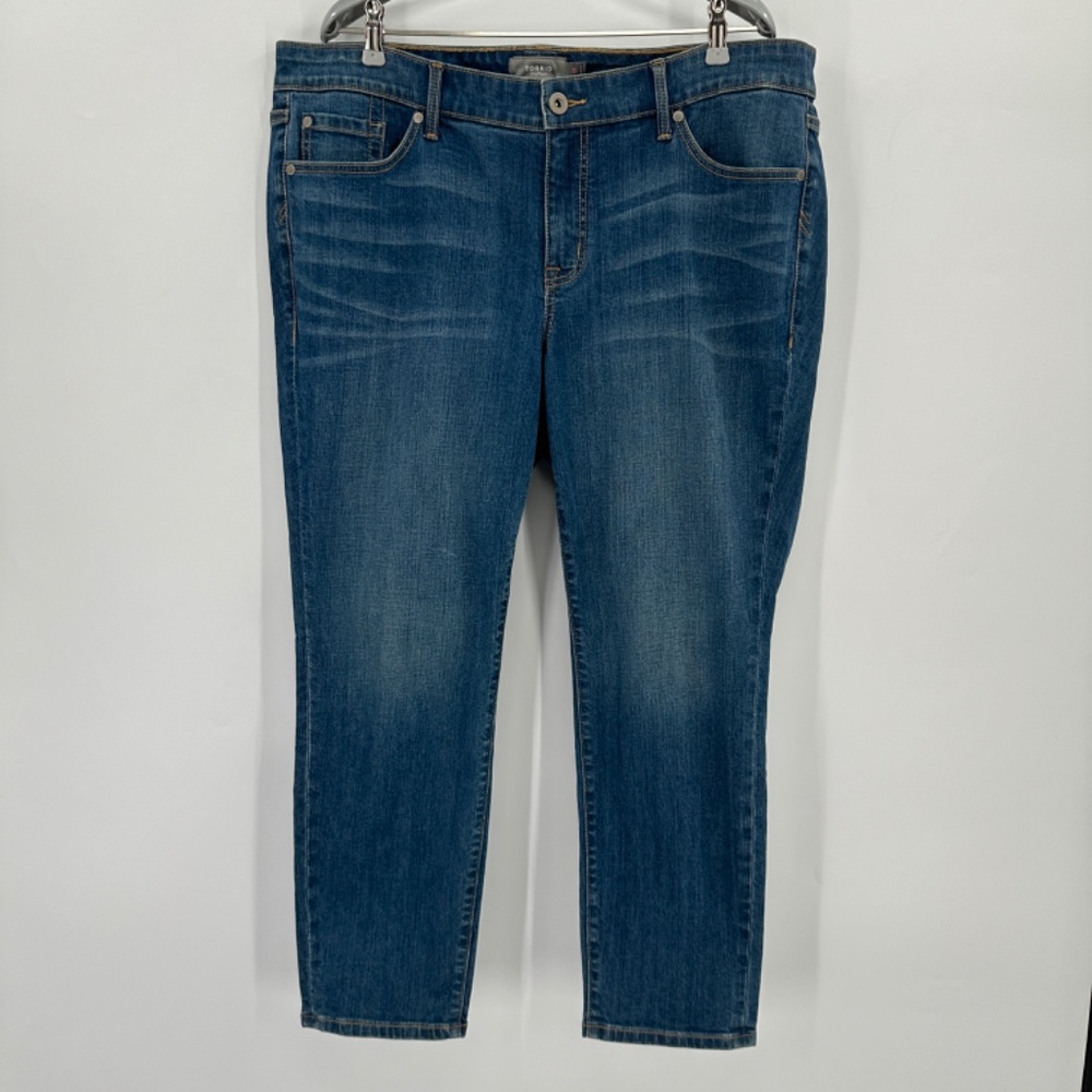 Torrid Vintage Stretch Boyfriend Skinny Jeans size 18 in Gold Digger Blue